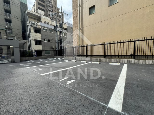 S-RESIDENCE大手門awesomeの駐車場|S-RESIDENCE大手門awesome