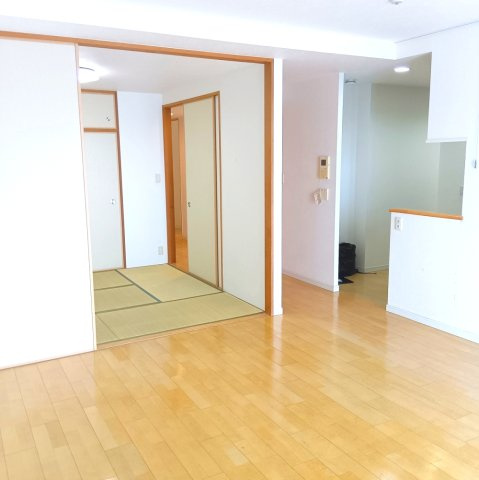 パークグラン西明石の居間・リビング