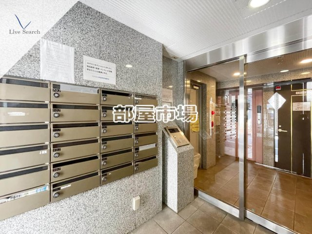 リクエスト秋葉原のエントランス