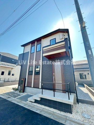 BLOOMING MAISON小平市大沼町4号棟 .のエントランス
