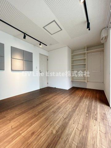 BLOOMING MAISON小平市大沼町4号棟 .の洋室