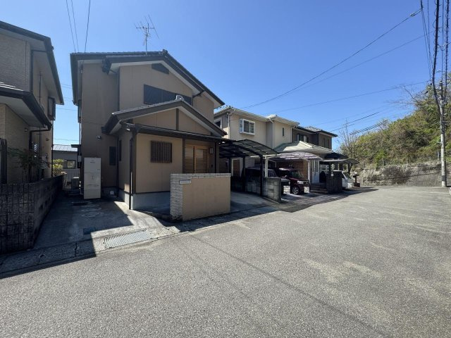 高知市福井町中古住宅の前面道路含む現地写真