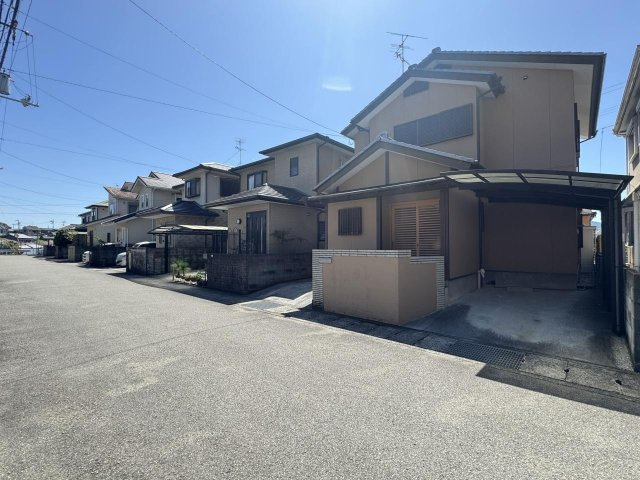 高知市福井町中古住宅の前面道路含む現地写真