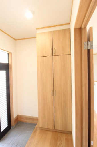 東秦泉寺　中古戸建　（リフォーム済）の収納|玄関収納