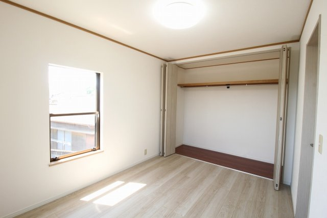 東秦泉寺　中古戸建　（リフォーム済）の収納|2F　南西の部屋　6.0帖