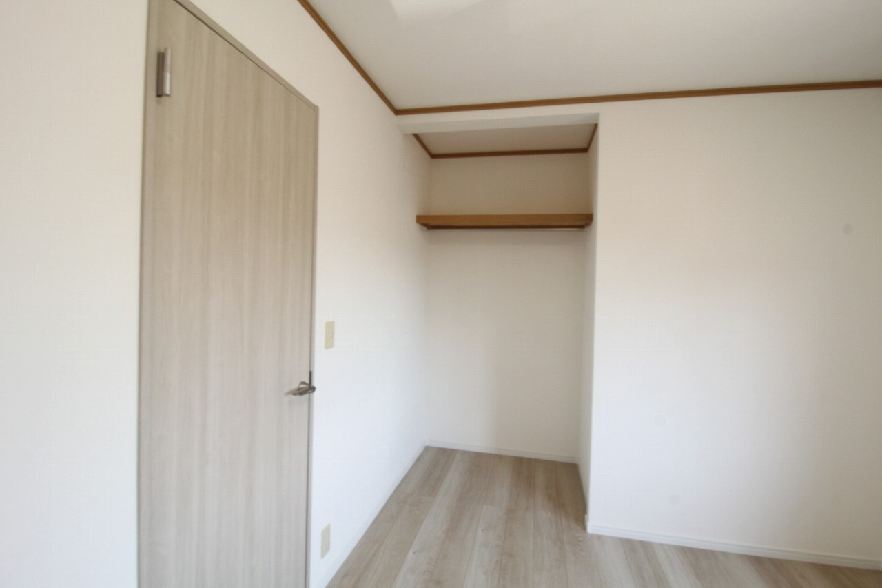 東秦泉寺　中古戸建　（リフォーム済）の収納|2F　南の部屋　6.0帖