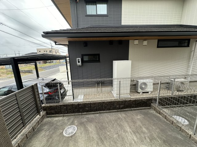 アルバ・カーサのその他