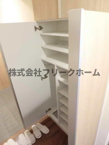 武蔵野市吉祥寺東町２丁目の賃貸マンションの収納