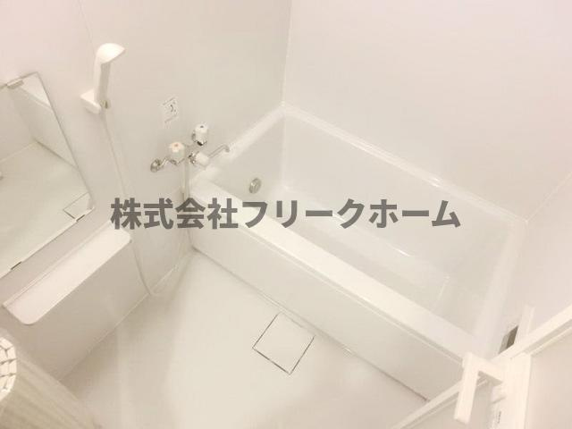 武蔵野市吉祥寺東町２丁目の賃貸マンションの浴室