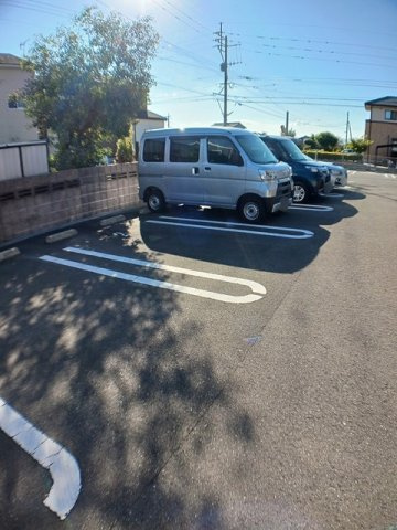 プリムラ　参番館の駐車場|駐車スペースもあります☆