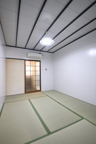 【和室】 | 草尾テラスハウス