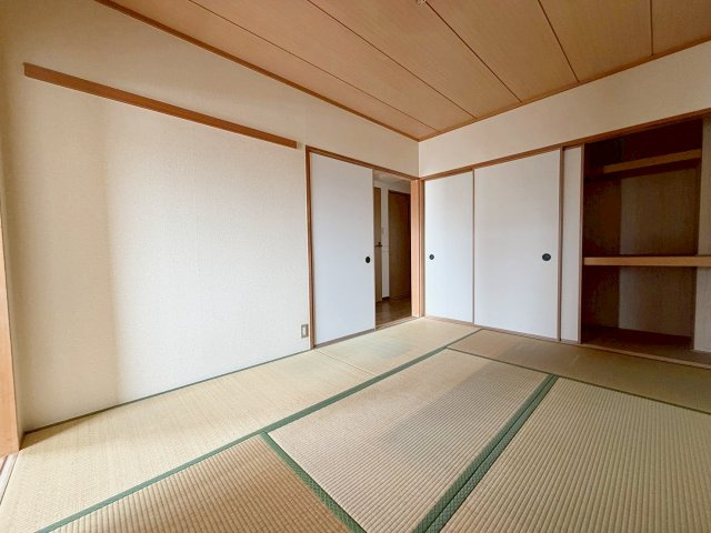 メゾン・ドール宝塚の和室