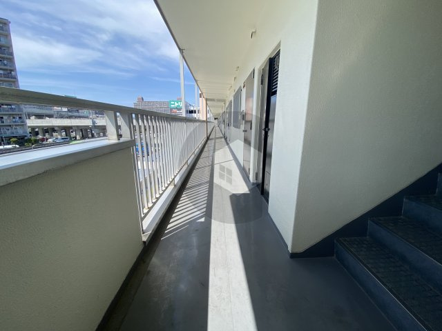 メゾン瓜生堂のロビー