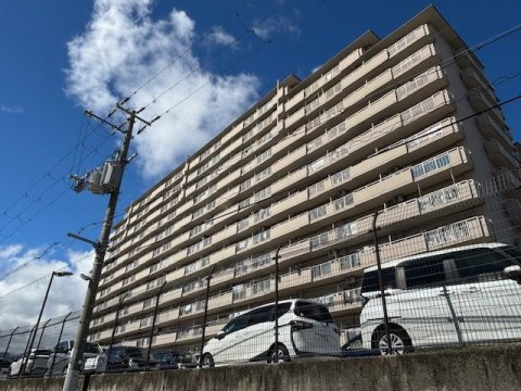 シャルマンコーポ伊丹２号棟の外観