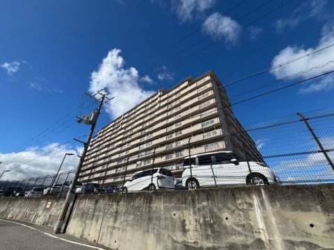 シャルマンコーポ伊丹２号棟の外観