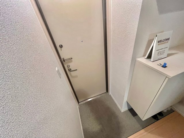 セジュール東阿保の玄関