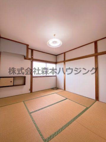 【和室】 | 　大東市北条4丁目16テラスハウス | 明るい和室です