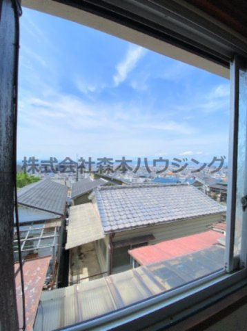 【展望】 | 　大東市北条4丁目16テラスハウス | 2階和室からは見晴らしのいい眺望です
