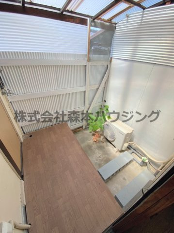 【庭】 | 　大東市北条4丁目16テラスハウス | 1階テラススペースです