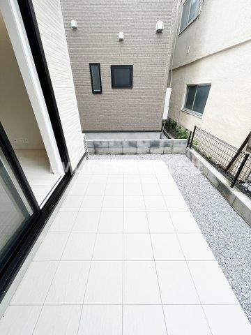 BLOOMING MAISON小平市大沼町7号棟 .の庭