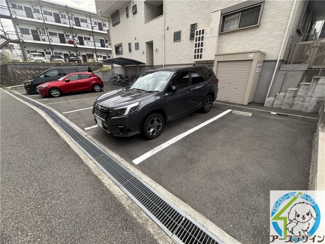 ウエスト魚住Ⅱの駐車場