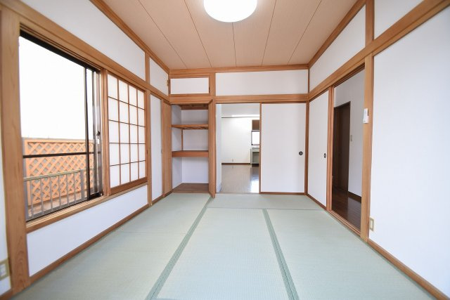 パレST三ツ木台の和室|日本らしい落ち着いた雰囲気の和室です