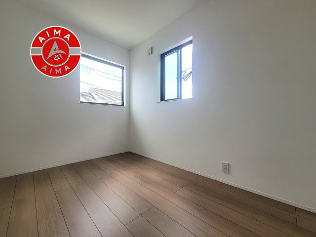 福岡市城南区干隈1丁目第1-2棟（2号棟）の子供部屋|穏やかな光が差し込む室内には、穏やかな時間が流れます。
