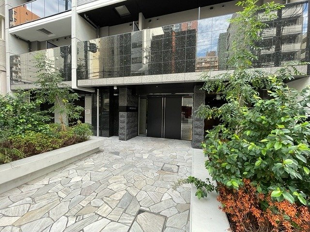 S-RESIDENCE堺筋本町Deuxのエントランス