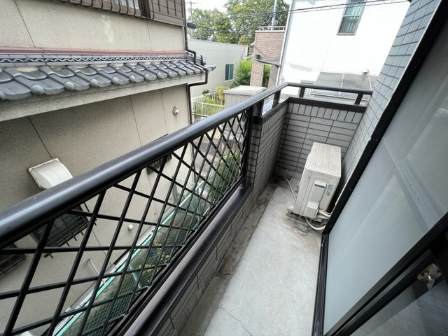 磯城郡田原本町大字小阪の一戸建てのバルコニー