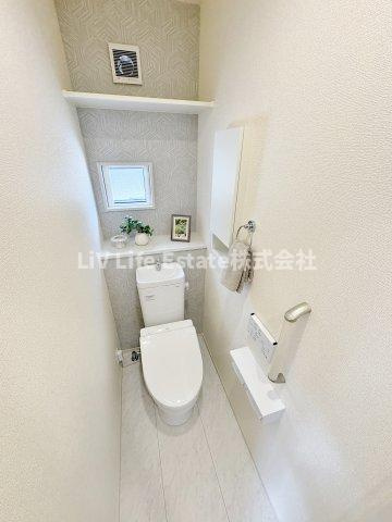 BLOOMING MAISON小平市大沼町10号棟 .のトイレ