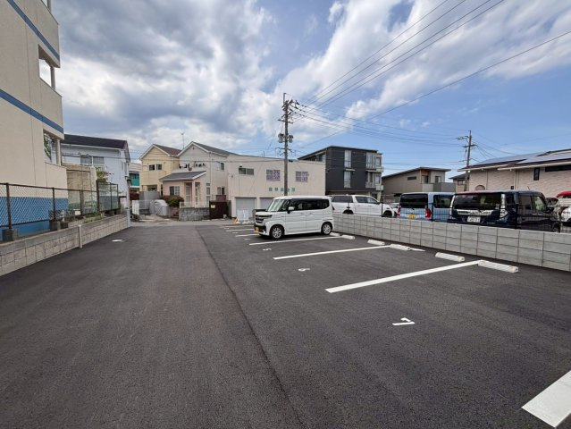 大分市大字三芳のタウンの駐車場