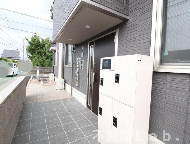 ザ　サンハート八代のエントランス