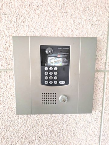 西宮市甲東園３丁目のマンションのセキュリティ