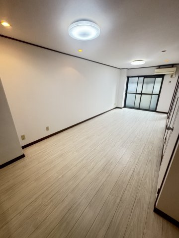【居間・リビング】 | コラール小松
