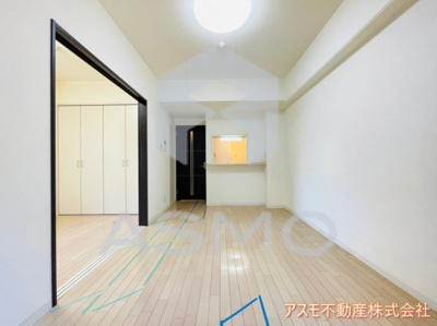 【居間・リビング】 | アーバネックス南森町 | 同マンション別部屋参考写真