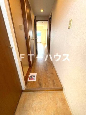 アウラ１０の玄関
