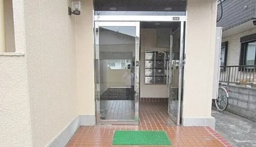 【エントランス】