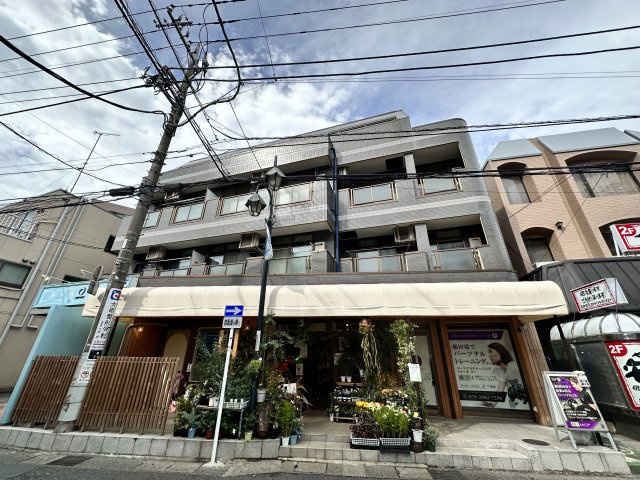 川崎市多摩区菅２丁目の賃貸マンション