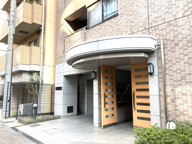【エントランス】