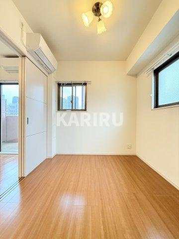 JASPER御堂筋本町の洋室