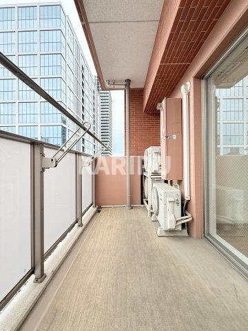 JASPER御堂筋本町のバルコニー