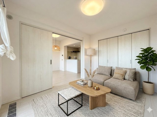 ライオンズマンション東戸塚ヒルズの居間・リビング|［モデルハウス］◆柔らかい陽光が差し込む明るいお部屋を演出する設計。彩光の取れる窓が気持ちの良いお部屋を創り上げます。