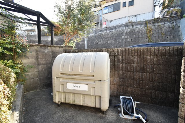 ルシエルのその他共用部分|敷地内ゴミボックス