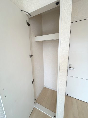 収納が２ヶ所あり、用途に分けて収納できます。