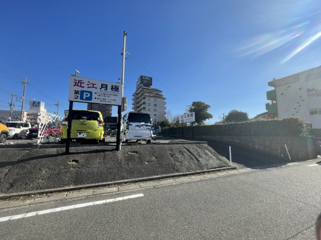 近江パーキングの駐車場