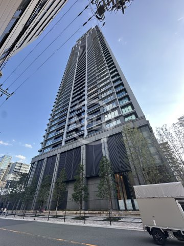 シエリアタワー大阪堀江　日吉小学校の外観|シエリアタワー大阪堀江　外観