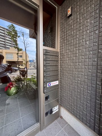 モンブラン新町のエントランス