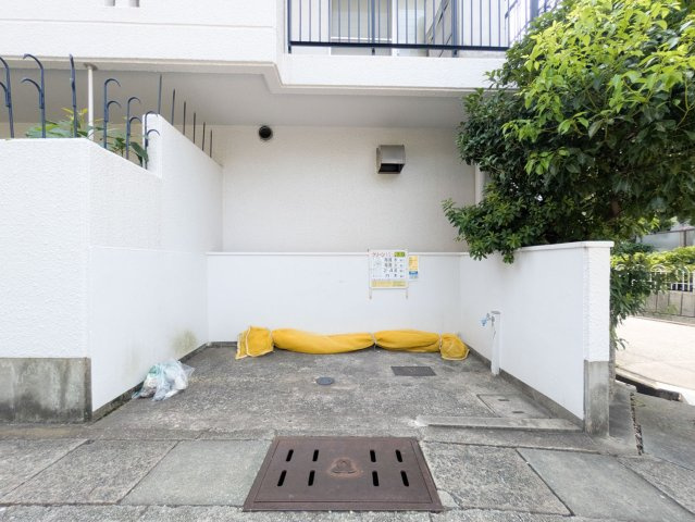 深江ロイヤルマンションの駐車場