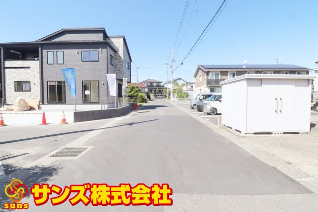 郡山市久留米2丁目　　　　１号棟　　　桜小学校、郡山第３中学区の外観|東側前面道路