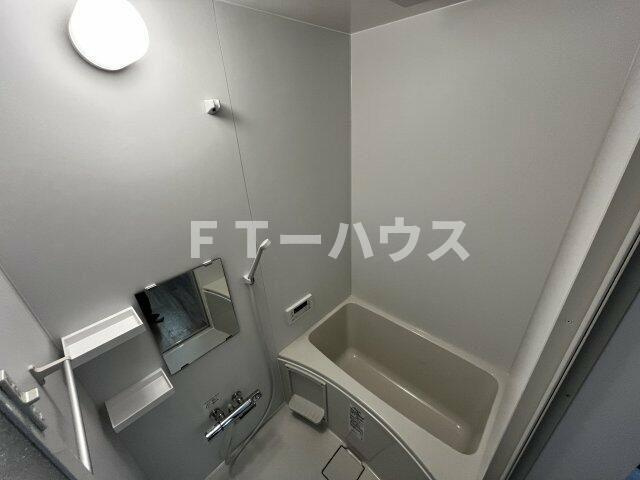 船橋市上山町３丁目戸建の浴室